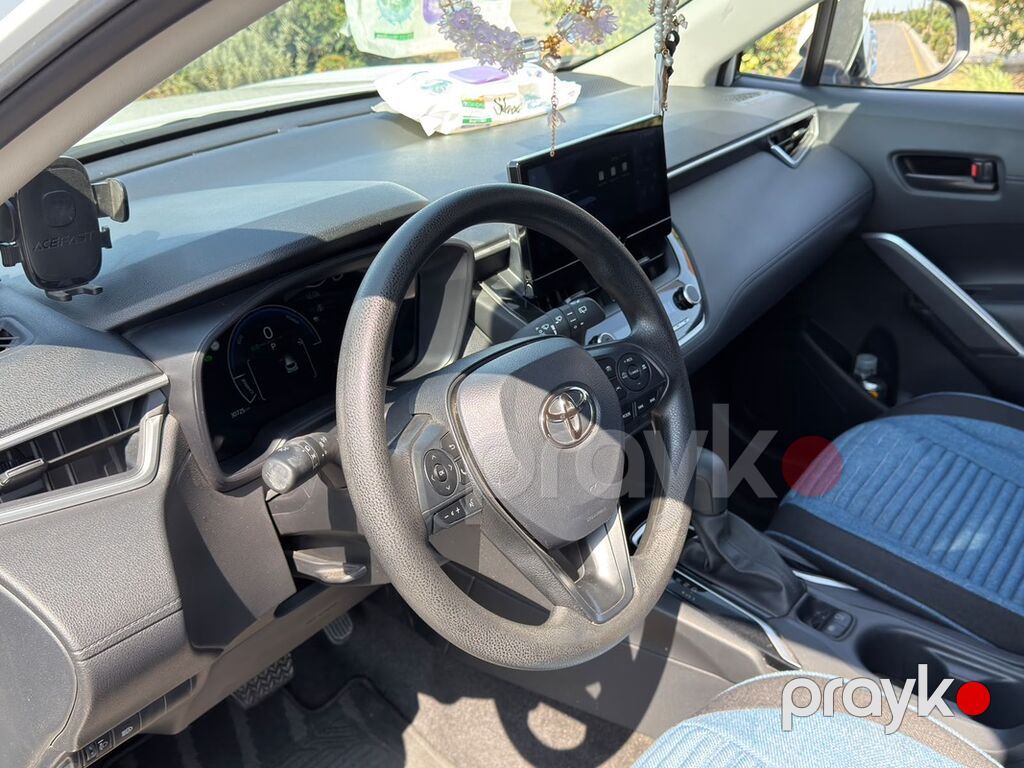 Toyota Corolla Cross: 0.2 l 2025 il Krossover — Avtomobillər, Masazır (5)