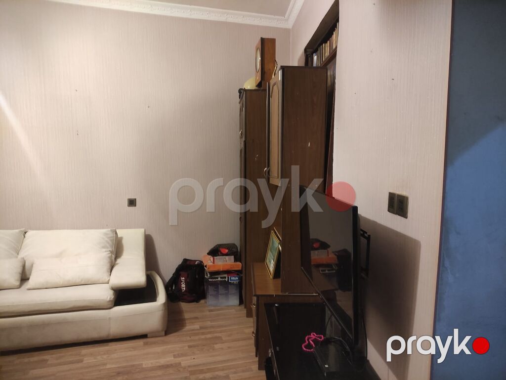 28 mayda metroya 5 dəqiqəlik məsafədə yerləşən Həyət evi kiraye — Mənzil, Bakı (5)