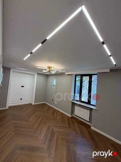 Satılır 3 otaqlı köhnə tikili 62 m²