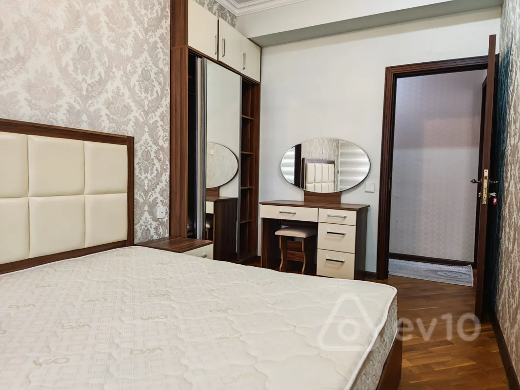 3 otaqlı mənzil, 100 m², Bakı, Vladislav Plotnikov küç. — kirayə — Mənzil, Bakı (6)