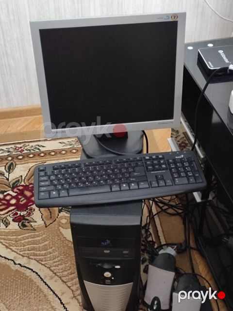 Masaüstü kompüter — Bakı