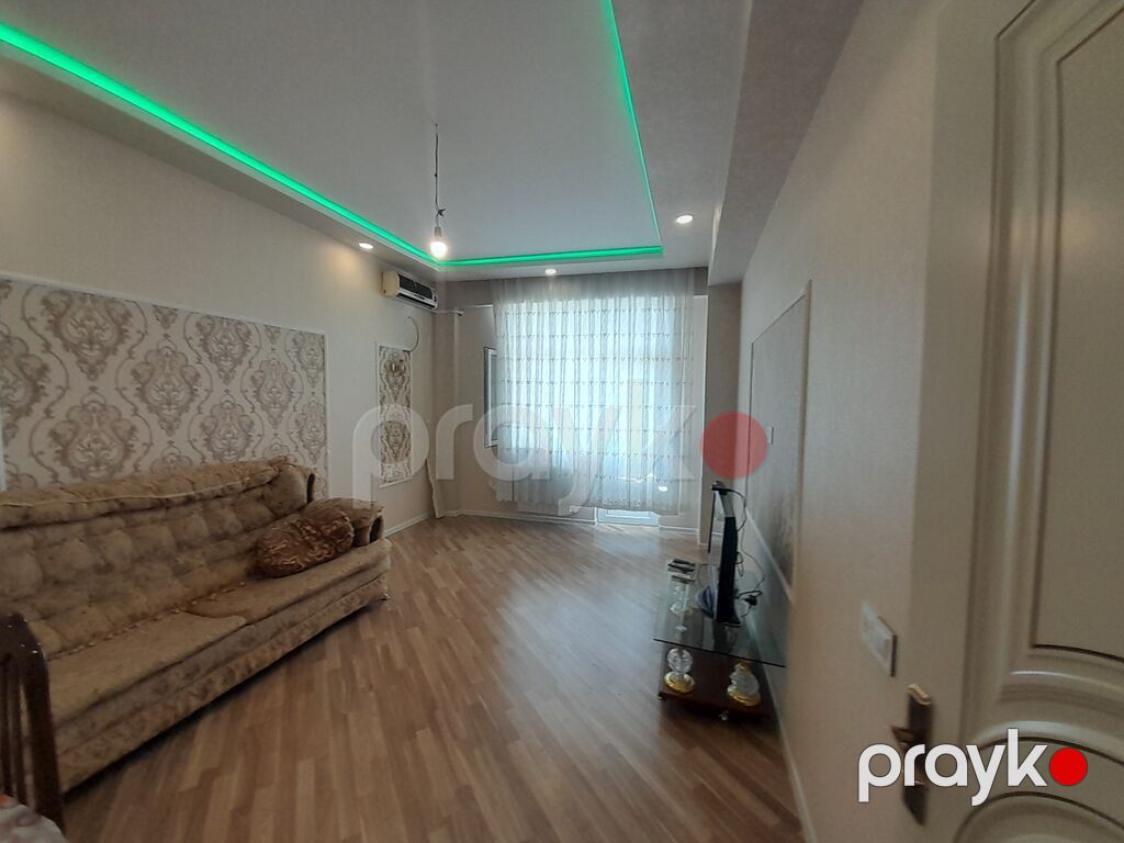 Mənzilin təsviri:Xırfalanda Misir parkinin qarwisindayenitikilide — Mənzil, Bakı (2)