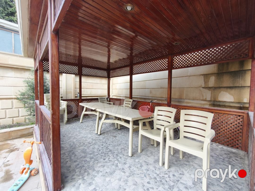 Satılır 7 otaqlı həyət evi/bağ evi 300 m² — Ev, villa, Bakı (8)