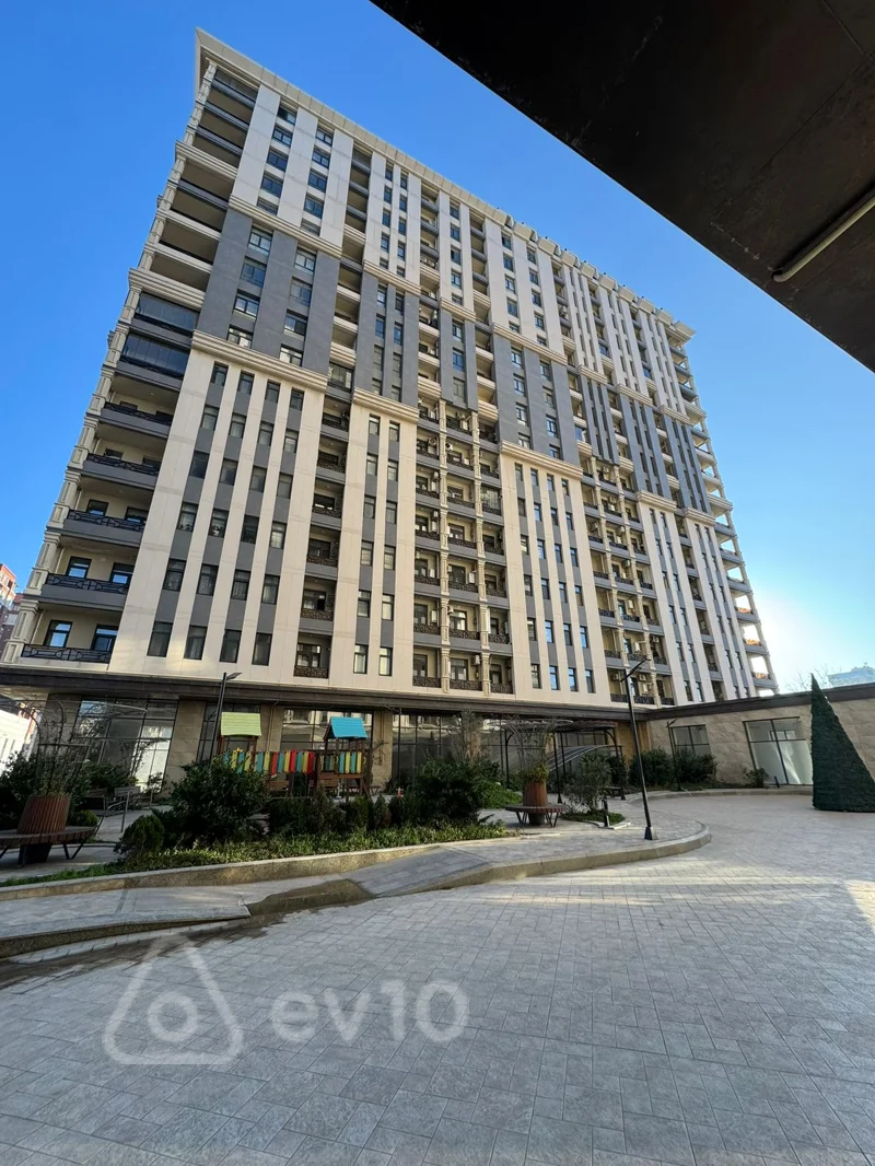 3 otaqlı mənzil, 151 m², Zabitlər Parkının yaxınlığı — Bakı