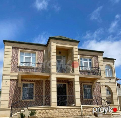 Satılır 5 otaqlı həyət evi/bağ evi 280 m² — Bakı