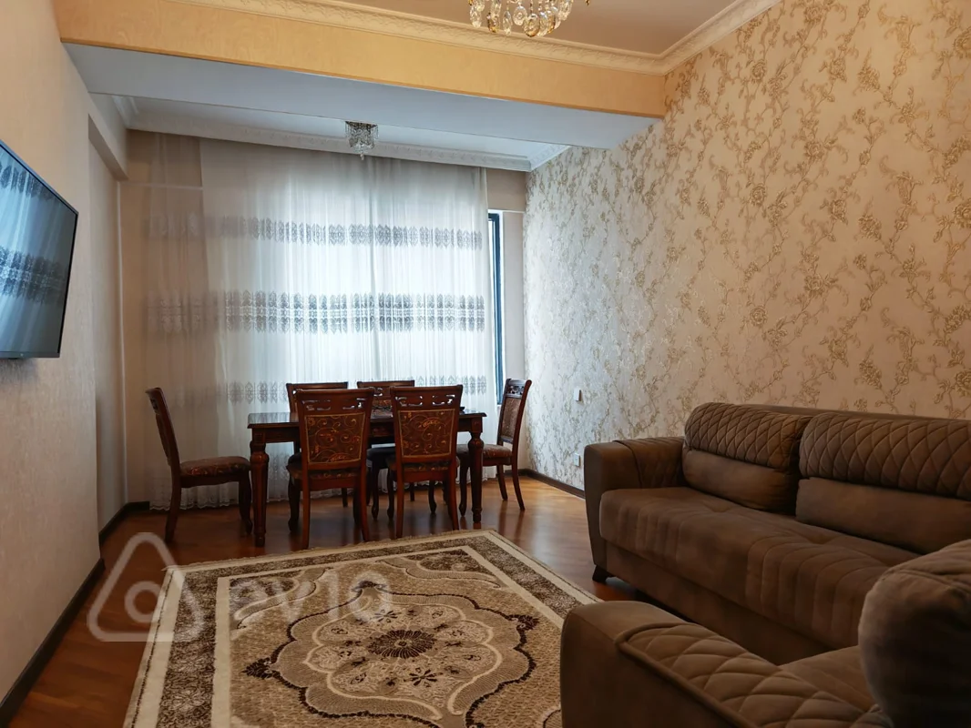 3 otaqlı mənzil, 100 m², Bakı, Vladislav Plotnikov küç. — kirayə — Bakı