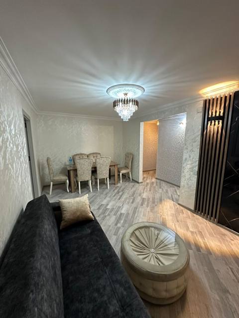 Gencede kohne yevlax avtovaqzalina yaxin ev satilir əşyalar — 85 000 ₼ · 2 бөлме · Гянджа · Mənzil Gencede kohne yevlax avtovaqzalina yaxin ev satilir əşyalar — Гянджа