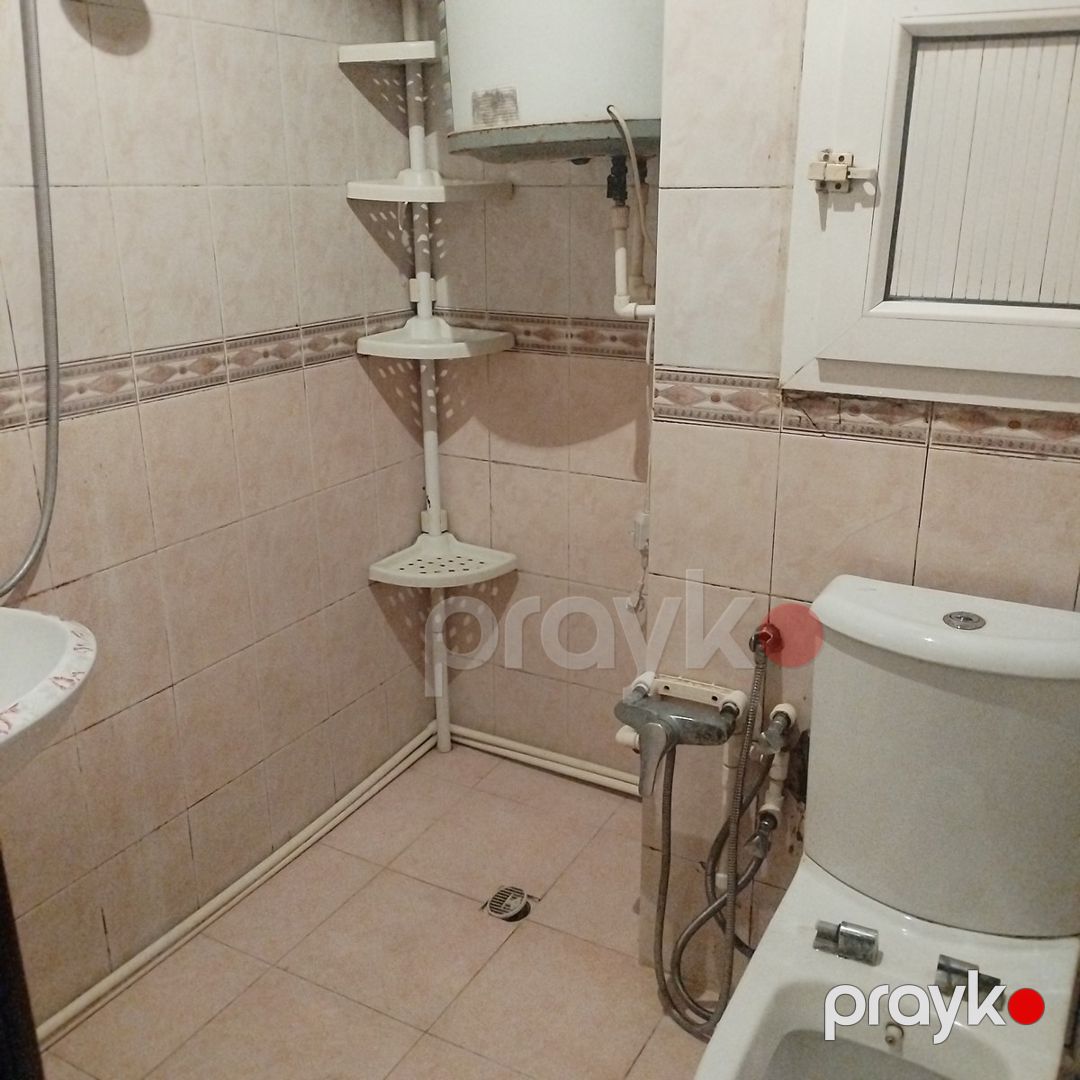 Satılır 2 otaqlı köhnə tikili 60 m² — Mənzil, Bakı (5)