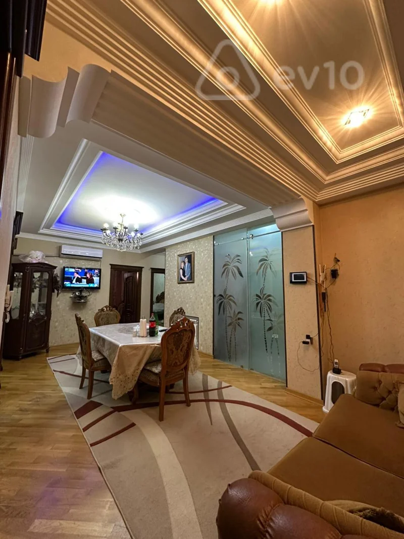 5 otaqlı mənzil, 145 m², Ilqar Zulfuqarov — Bakı