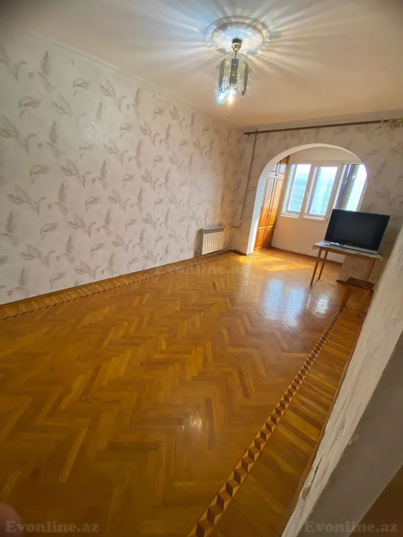 Kirayə verilir 5 otaqlı Mənzil Köhnə tikili 120 m² Bakı, Binəqədi r., Azadlıq prospekti m., 8-ci mikrorayon — Mənzil, Bakı (6)