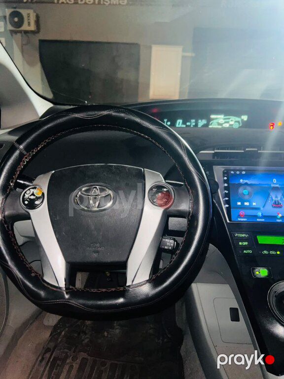 Toyota Prius, 1.8 L, 1.3 kWh, 2010 il, 579 364 km — Avtomobillər, Bakı (5)
