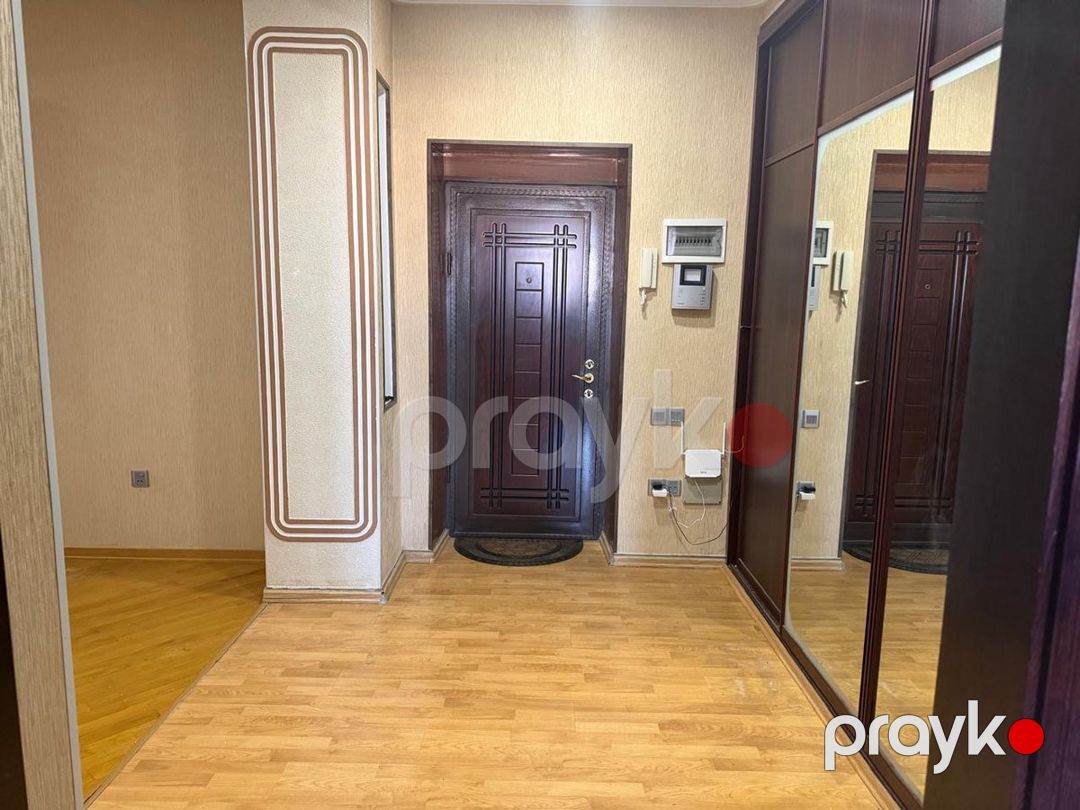 3 otaqlı mənzil, 138 m², m.Neftciler E.Suleymanov küç., Bakı — Mənzil (5)