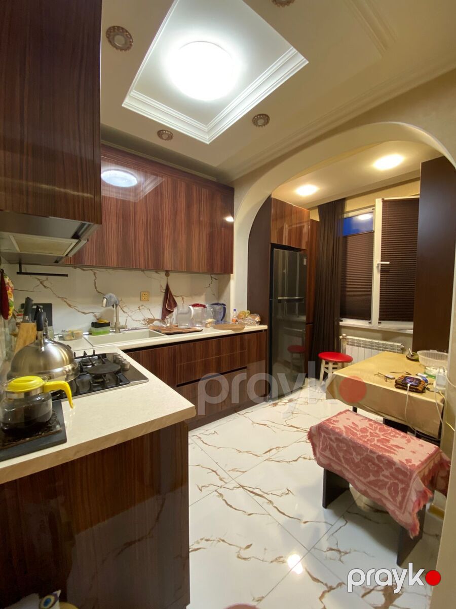 Satılır 2 otaqlı köhnə tikili 65 m² — Mənzil, Bakı (9)