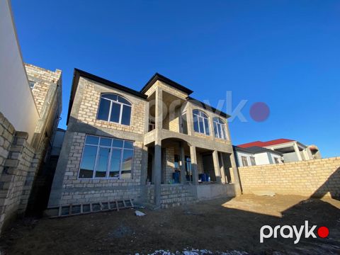 Satılır 5 otaqlı həyət evi/bağ evi 370 m² — Bakı