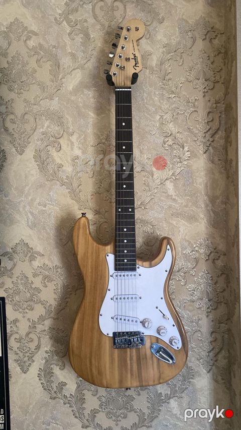 Elektron gitara, Fender, 6 sim, İşlənmiş, Ünvandan götürmə — Mehdiabad