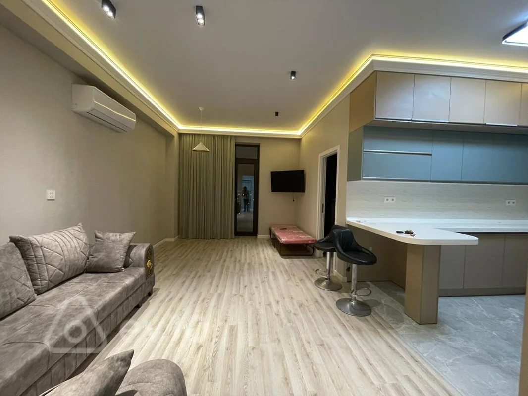 2 otaqlı mənzil, 78 m², M.Xiyabani — kirayə — Natiq bəy