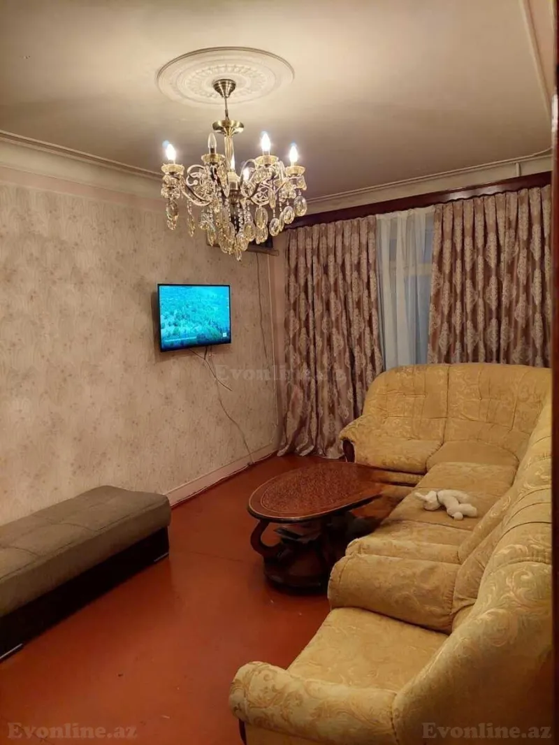 Satılır 3 otaqlı Mənzil Köhnə tikili 65 m² Bakı, Xətai r., Əhmədli m — Bakı
