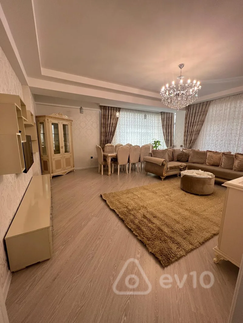 3 otaqlı mənzil, 140 m², Ceyhun Hacıbəyli küçəsi — kirayə — Bakı