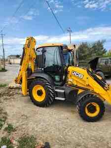 Jcb, 2015 il — Tikinti və təmir, Bakı (2)