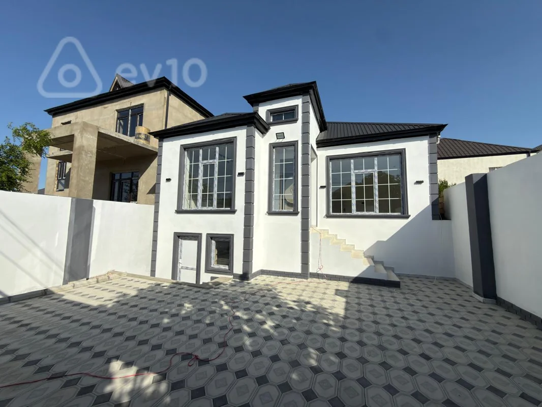 4 otaqlı həyət evi, 110 m², Mərkəzi küç — Bakı