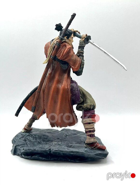 "Sekiro" fiquru — Oyuncaqlar, Mingəçevir (5)