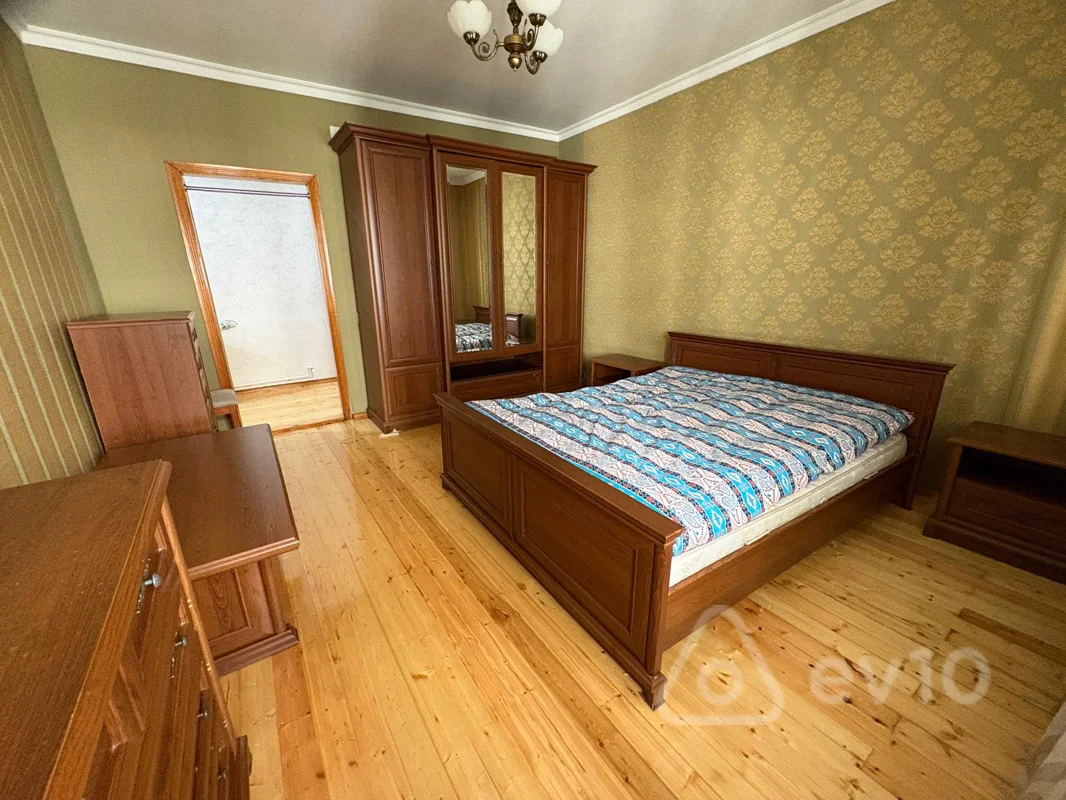 4 otaqlı mənzil, 100 m², Bakı, Səməd Vurğun küçəsi. — kirayə — Mənzil, Bakı (11)
