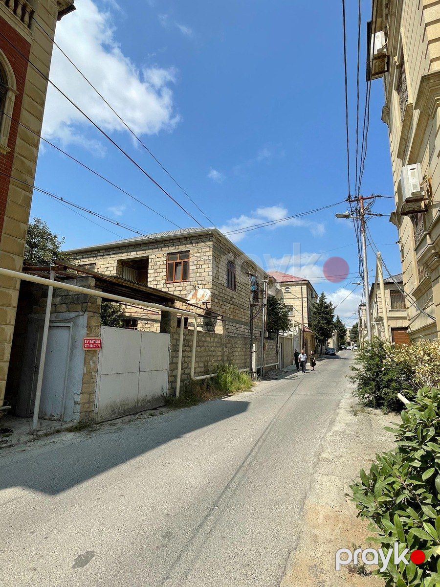 Satılır 9 otaqlı həyət evi/bağ evi 250 m² — Ev, villa, Bakı (2)