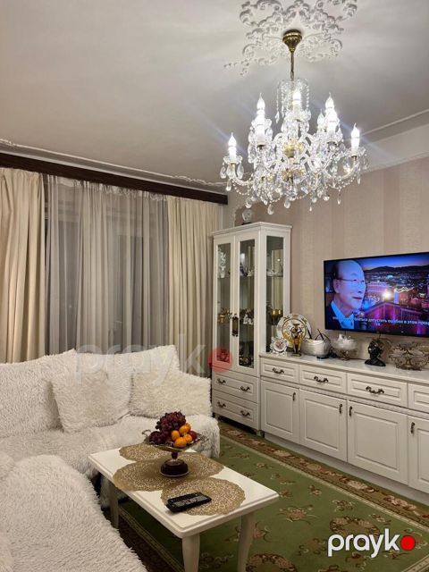 Satılır 3 otaqlı köhnə tikili 70 m² — Bakı
