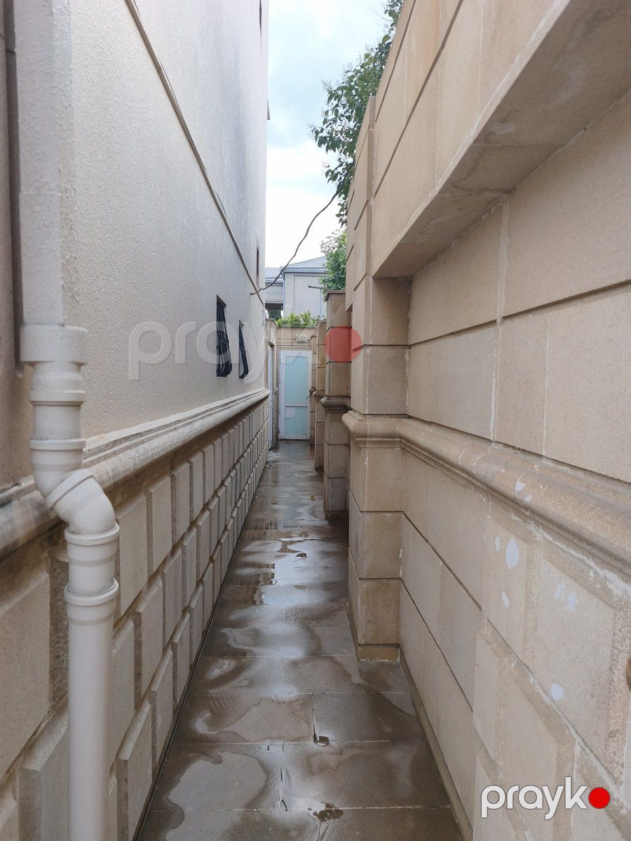 Satılır 7 otaqlı həyət evi/bağ evi 300 m² — Ev, villa, Bakı (5)
