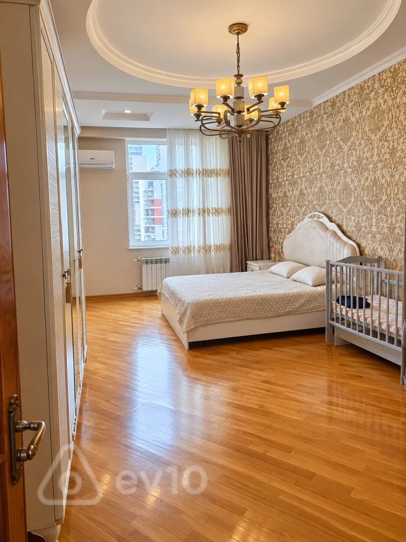 3 otaqlı mənzil, 116 m², Abdulvahab Salamzadə küçəsi Ənvər Hüseynov küçəsi kəsişməsi — Mənzil, Bakı (11)