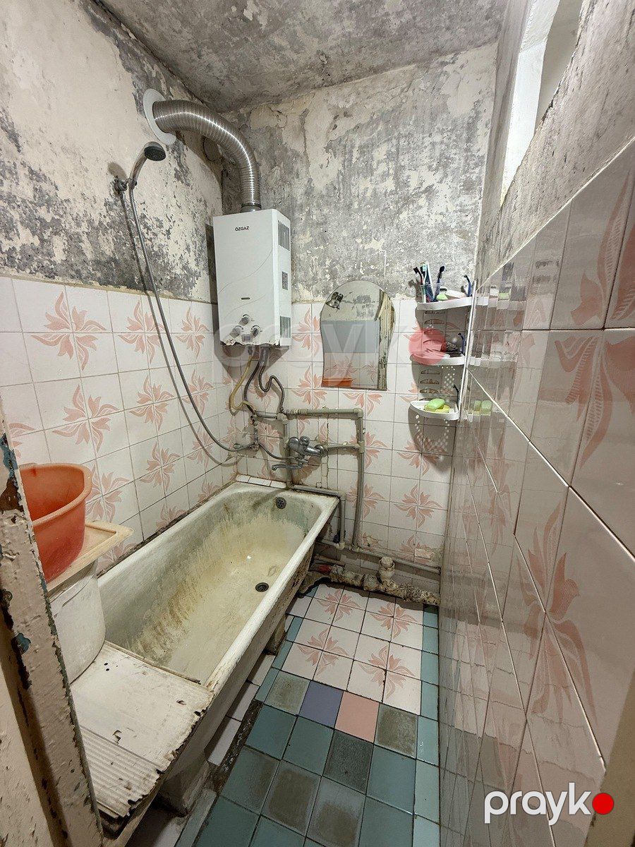 Satılır 3 otaqlı köhnə tikili 70 m² — Mənzil, Bakı (8)