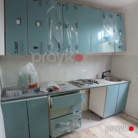 Satılır Mətbəxt mebeli Yenidir / Uzunluq - 2.75 / Hündürlük - 100 — Bakı