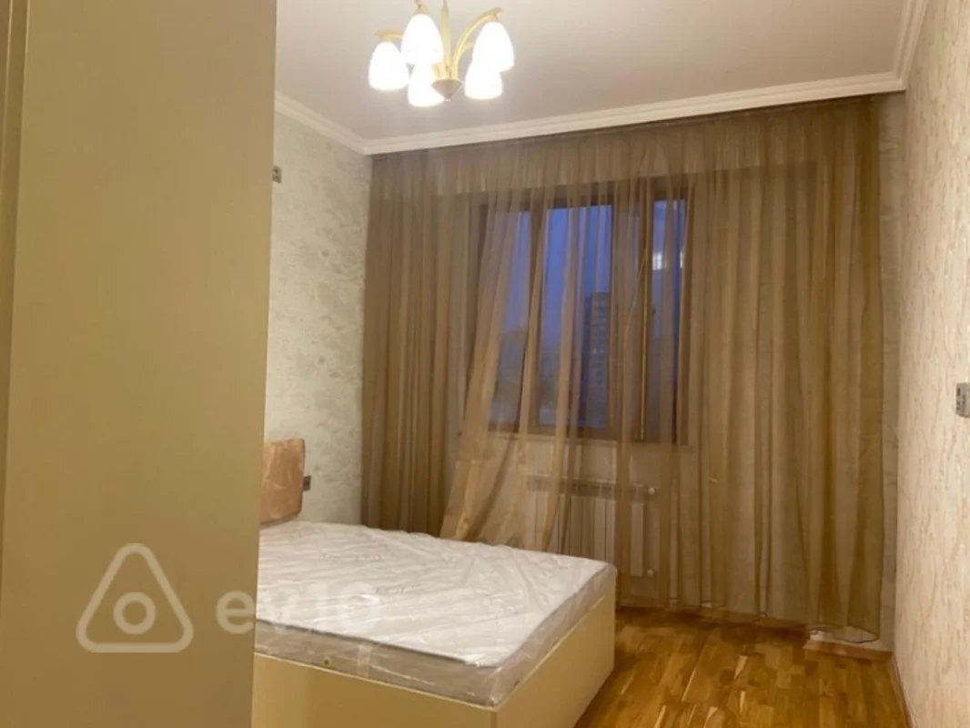 2 otaqlı mənzil, 70 m², Rüstəm Rüstəmov — kirayə — Mənzil, Bakı (2)