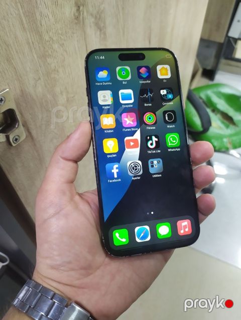 IPhone 16 Pro Max, 256 GB, Qara — Bakı