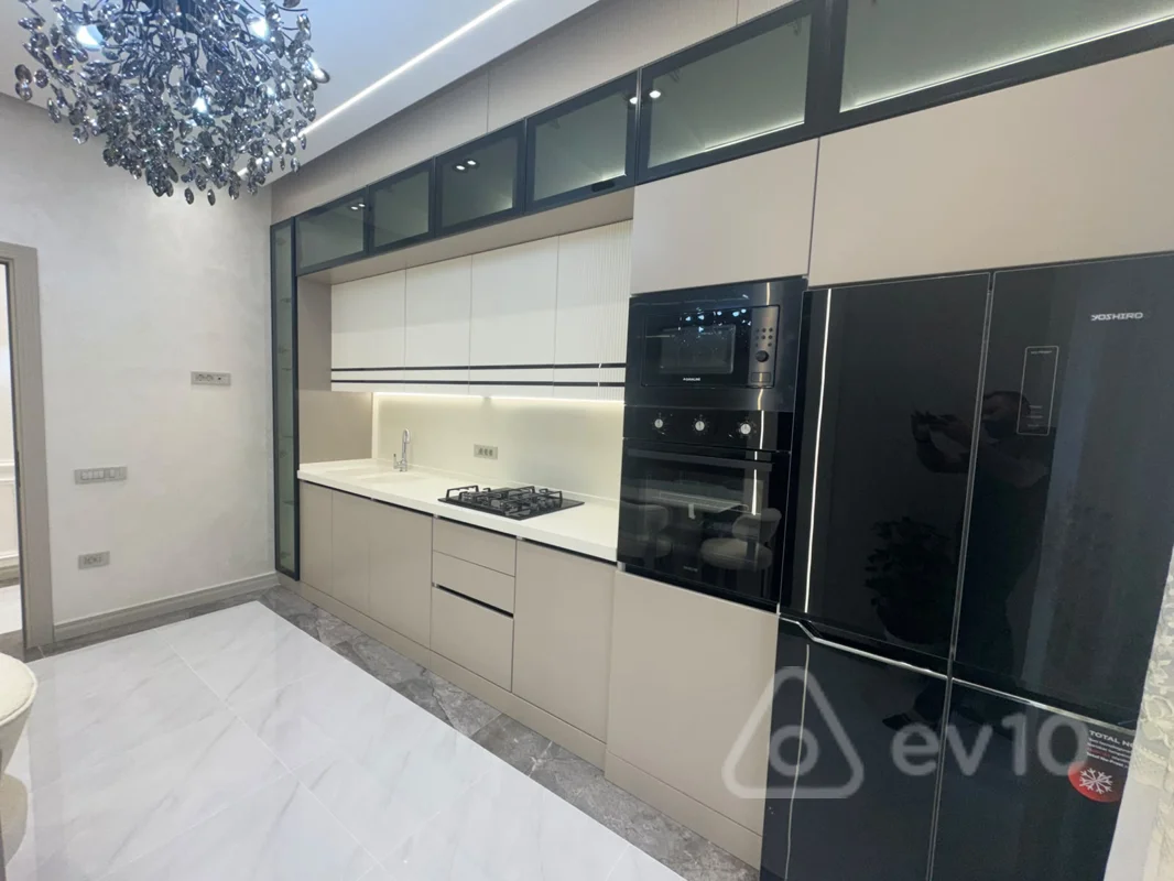 3 otaqlı mənzil, 121 m², Təbriz Küç — Mənzil, Bakı (7)