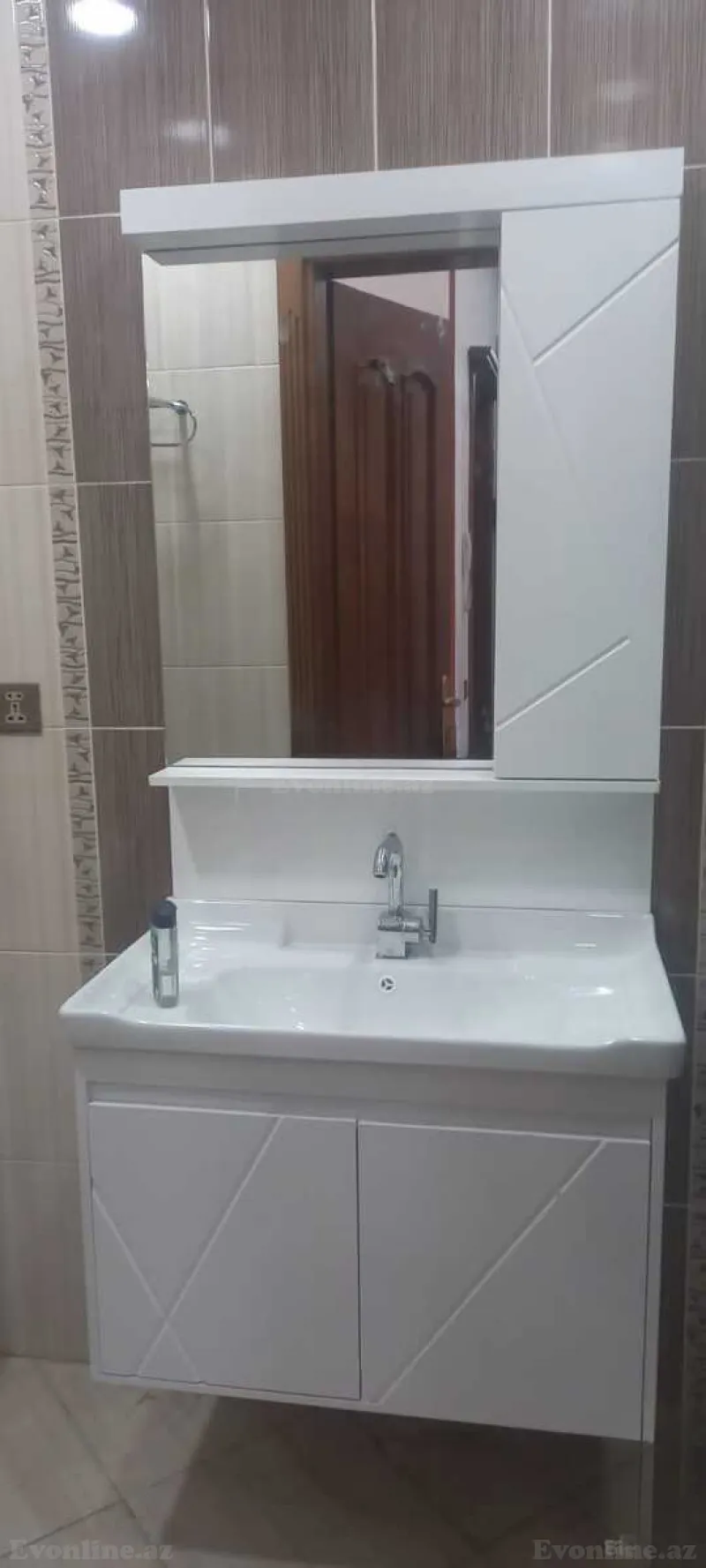 Kirayə verilir 2 otaqlı Mənzil Köhnə tikili 60 m² Bakı, Səbail r., Sahil m — Mənzil, Bakı (7)