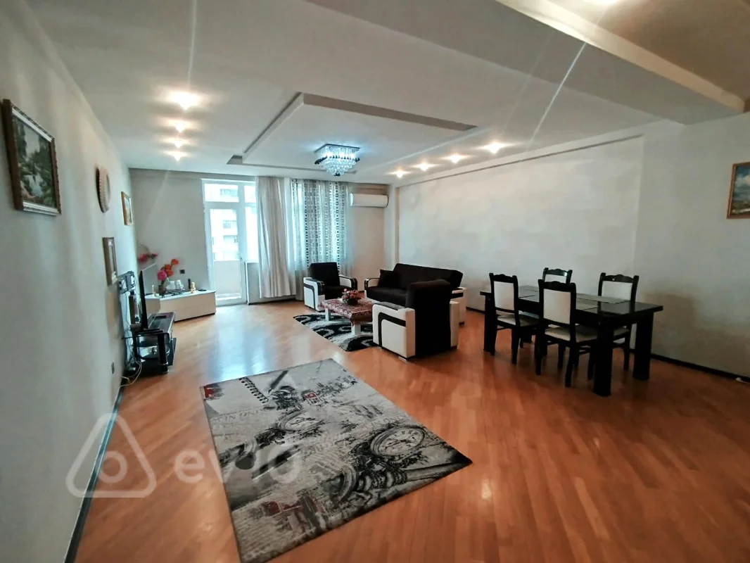 3 otaqlı mənzil, 130 m², Kövkəb Səfərəliyeva küçəsi — kirayə — Mənzil, Bakı (2)