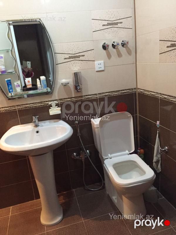 Satılır 2 otaqlı Bina evi menzil (Köhnə tikili), 65 m², Nərimanov rayonu — Mənzil, Bakı (10)