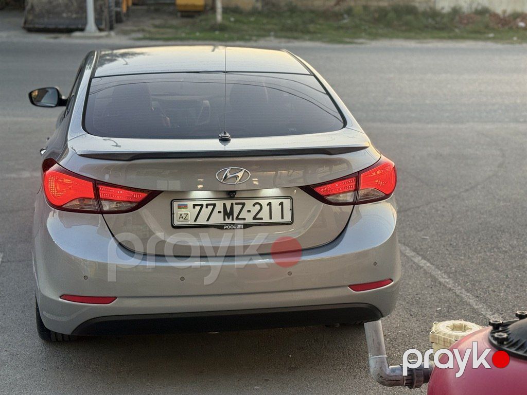 Hyundai Avante, 1.6 L, 2015 il, 130 000 km — Avtomobillər, Bakı (2)