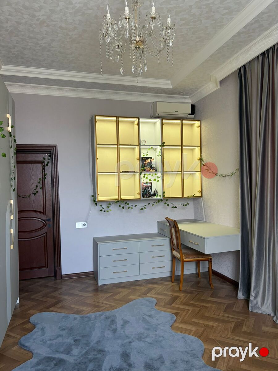 Satılır 6 otaqlı həyət evi/bağ evi 300 m² — Ev, villa, Bakı (2)