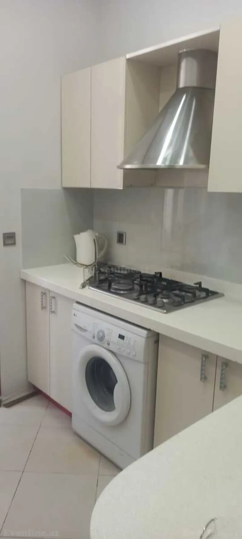 Kirayə verilir 2 otaqlı Mənzil Köhnə tikili 60 m² Bakı, Səbail r., Sahil m — Mənzil, Bakı (6)