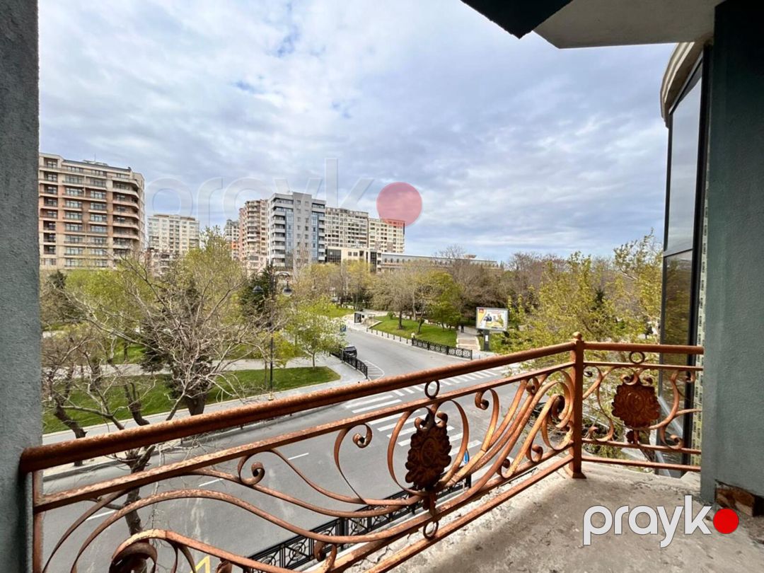 Satılır 4 otaqlı yeni tikili 285 m² — Mənzil, Bakı (10)