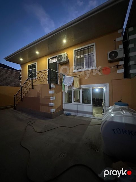 Həyət evi, Binəqədi r — Bakı