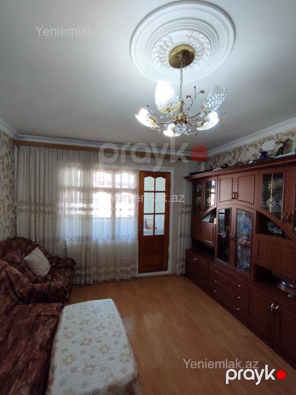 Satılır 1 otaqlı Bina evi menzil (Köhnə tikili), 48 m², 6-cı mikrorayon — Mənzil, Sumqayıt (10)