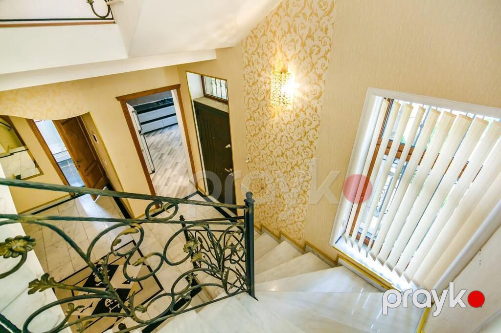 Satılır 10 otaqlı həyət evi/bağ evi 700 m² — Ev, villa, Bakı (8)