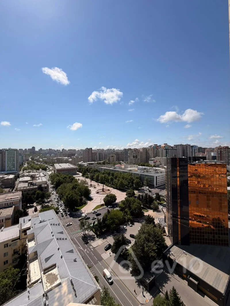 4 otaqlı mənzil, 235 m², 28may metrosunun yaxınlığı — kirayə — Bakı