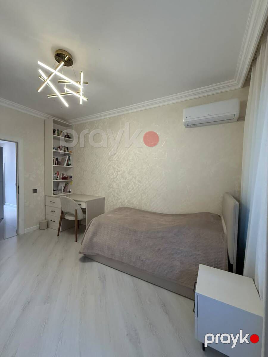 Satılır 4 otaqlı köhnə tikili 110 m² — Mənzil, Bakı (7)
