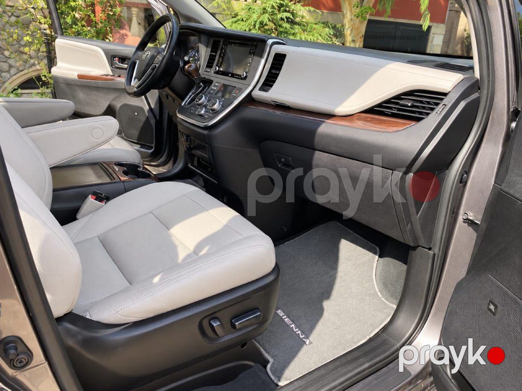 Toyota Sienna, 3.5 L, 2020 il, 204 000 km — Avtomobillər, Bakı (9)