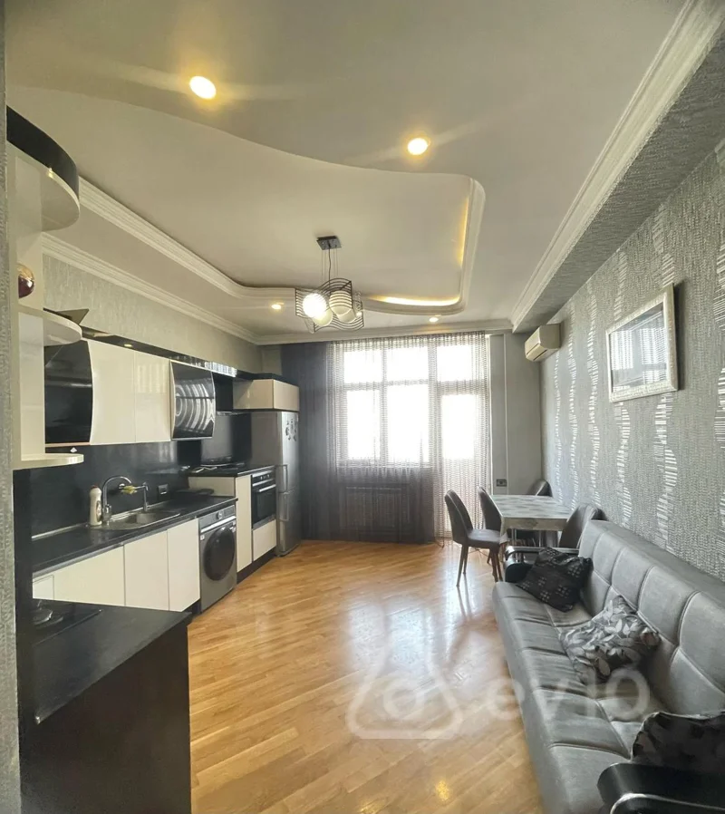 4 otaqlı mənzil, 170 m², Qulu Quliyev küçəsi — Mənzil, Bakı (6)