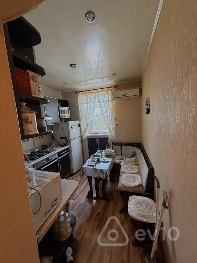 4 otaqlı mənzil, 113 m², Mikayıl Müşfiq küç — Mənzil, Bakı (11)